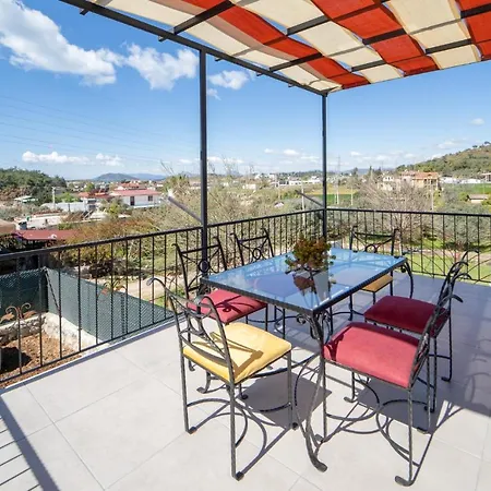 Fully Furnished Extraordinary Flat In